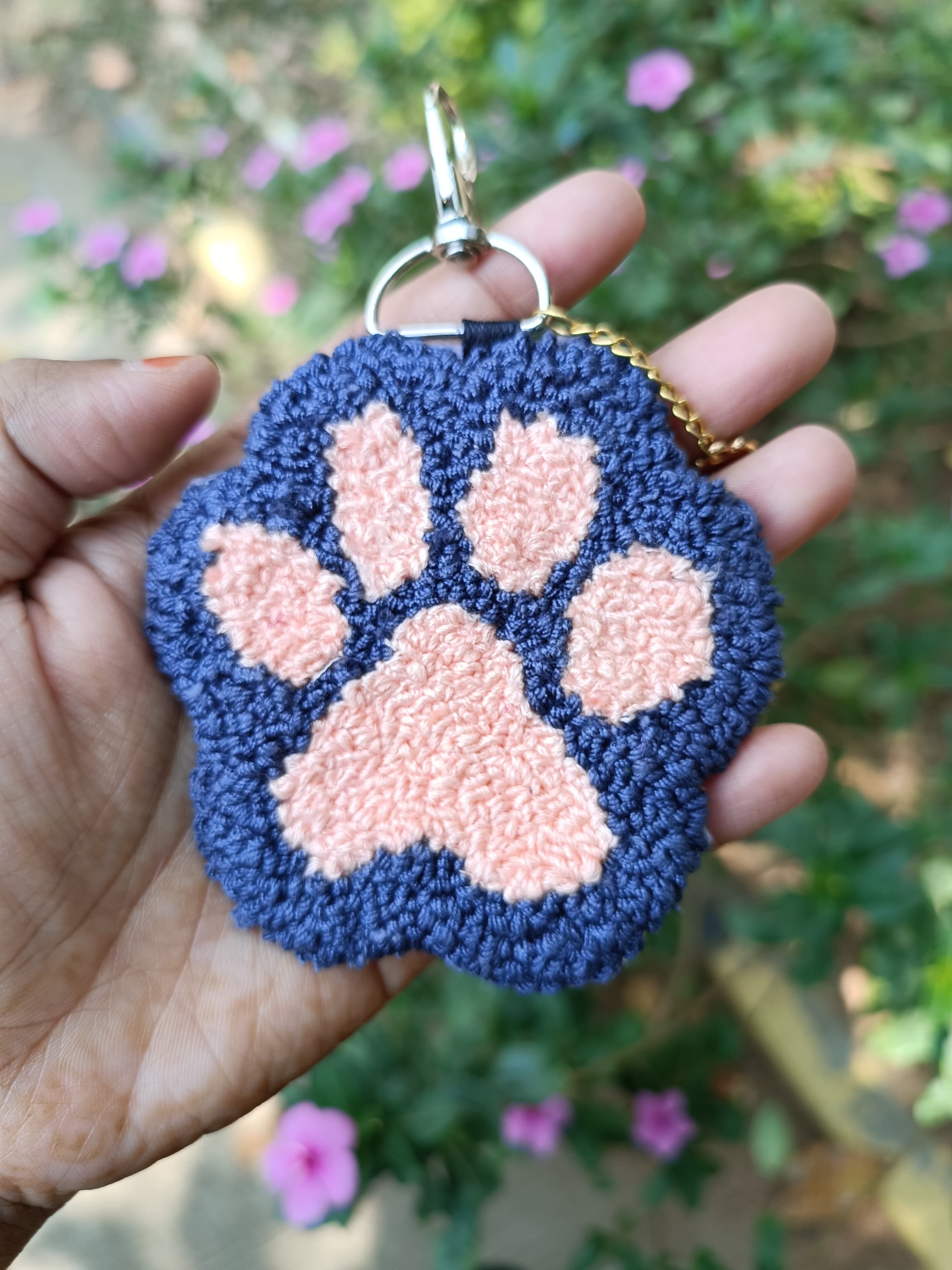 Paw print keychain